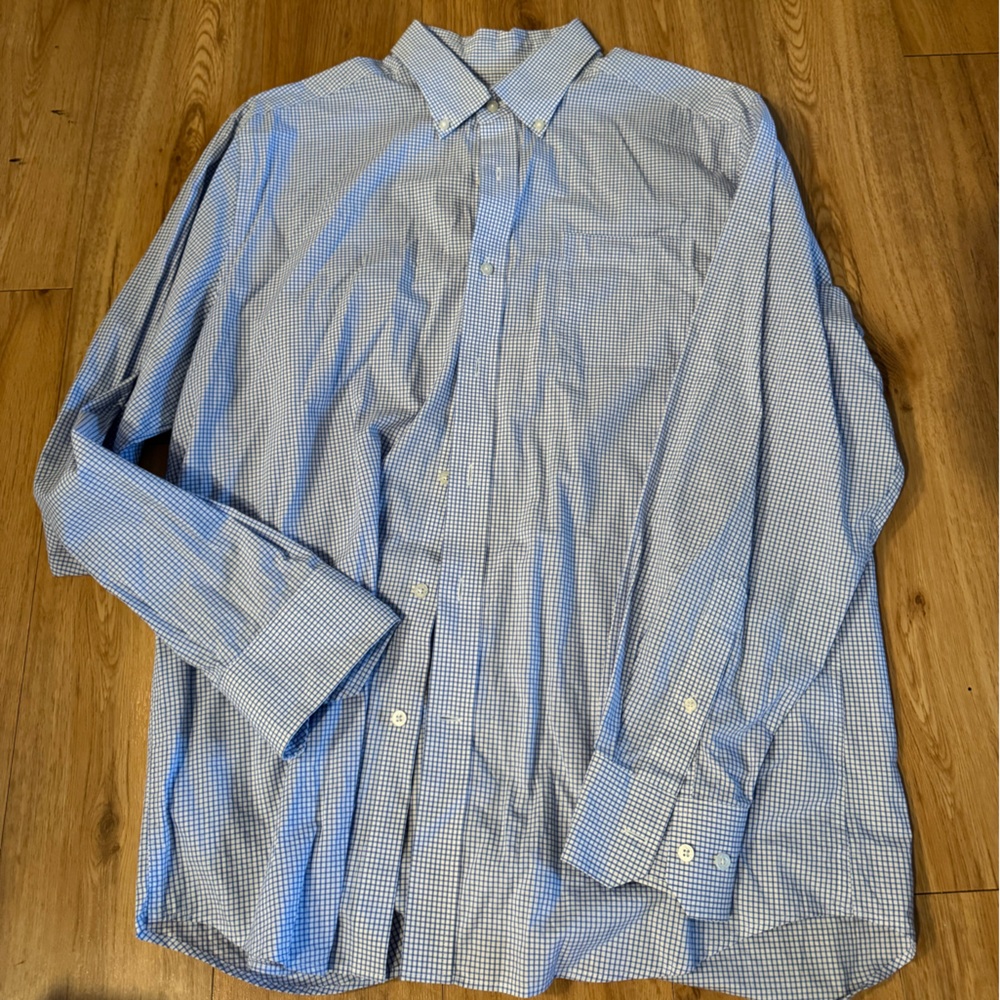 J CREW SLIM FIT LONG SLEEVE SEERSUCKER BUTTON DOWN